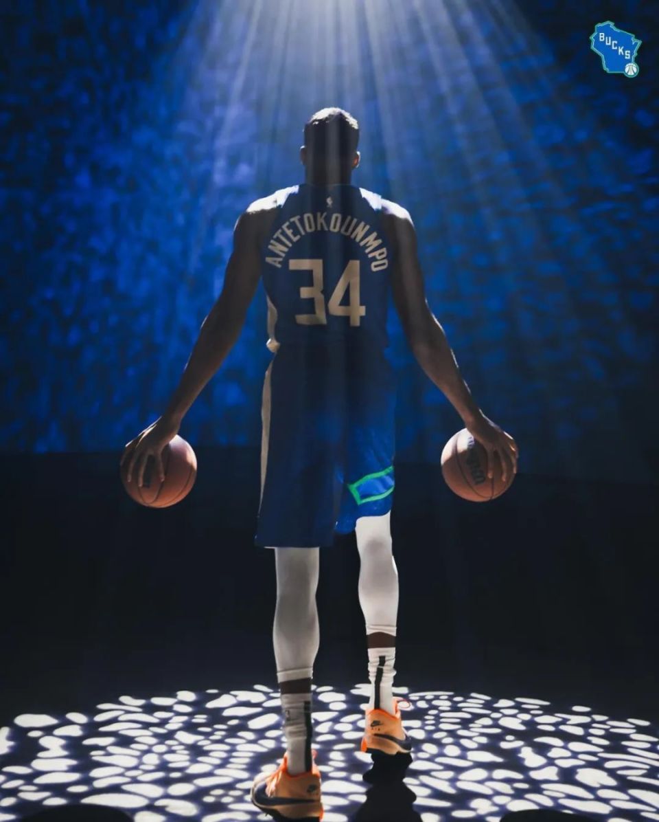 Kaiyun-字母哥在皇家马德里比赛中反败为胜，战术调整引发热议！