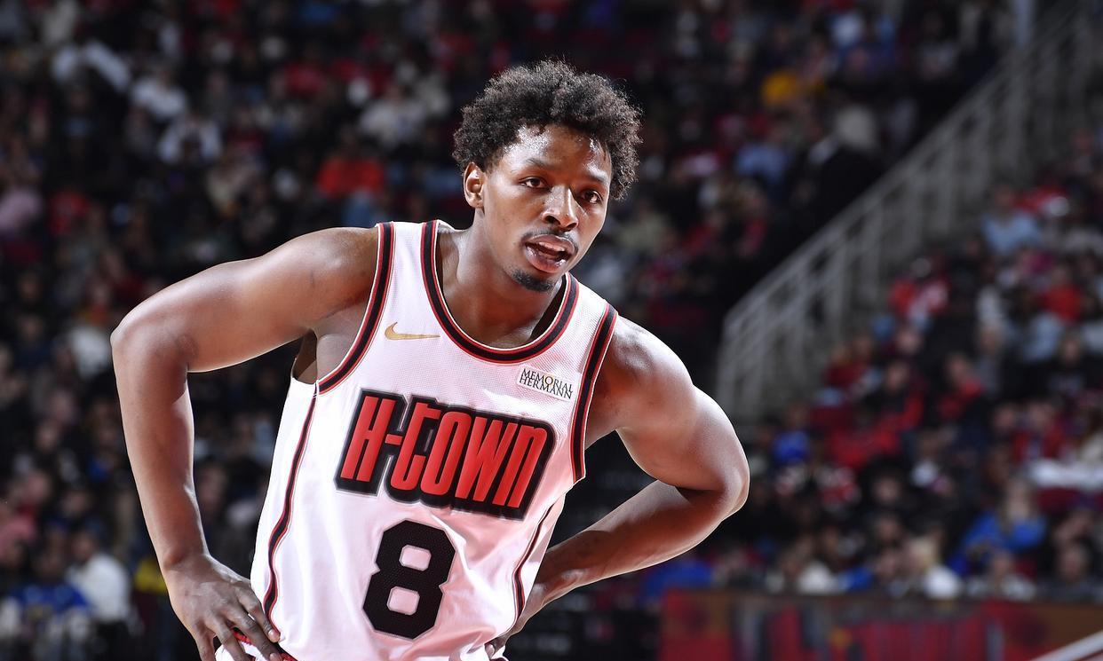 Kaiyun-刷新纪录引爆全场！，巴特勒意外战胜澳大利亚队再创辉煌时刻(勇士打太阳比分)