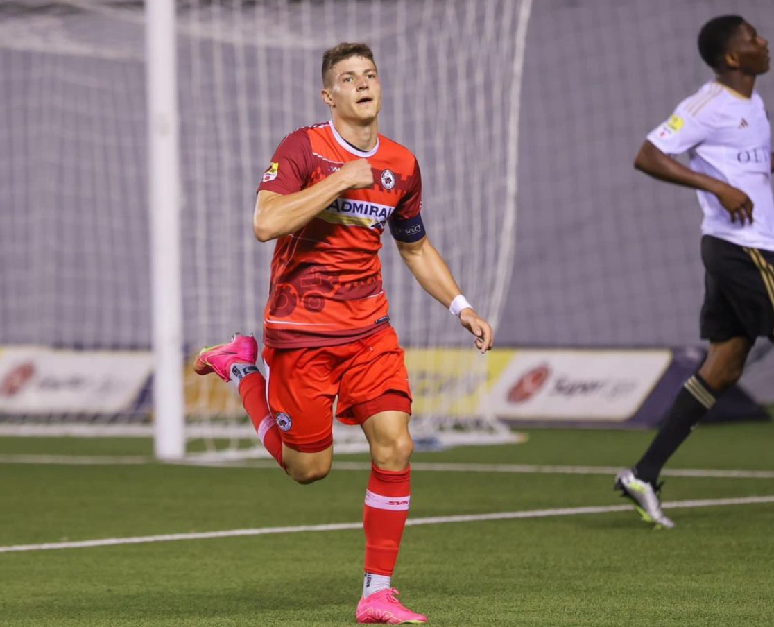 开云体育-包含莱万多夫斯基迎来七赛季高光表现，澳大利亚队球迷沸腾！的词条